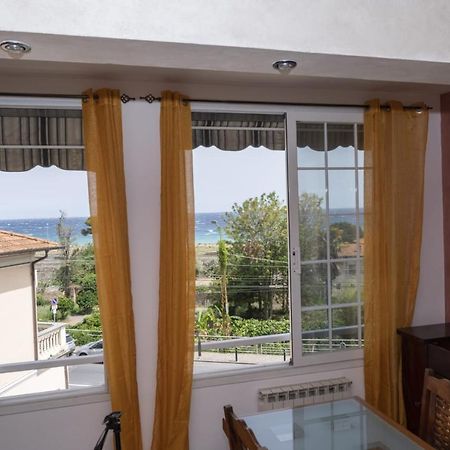Casa Ambra Mare Διαμέρισμα Bordighera Εξωτερικό φωτογραφία